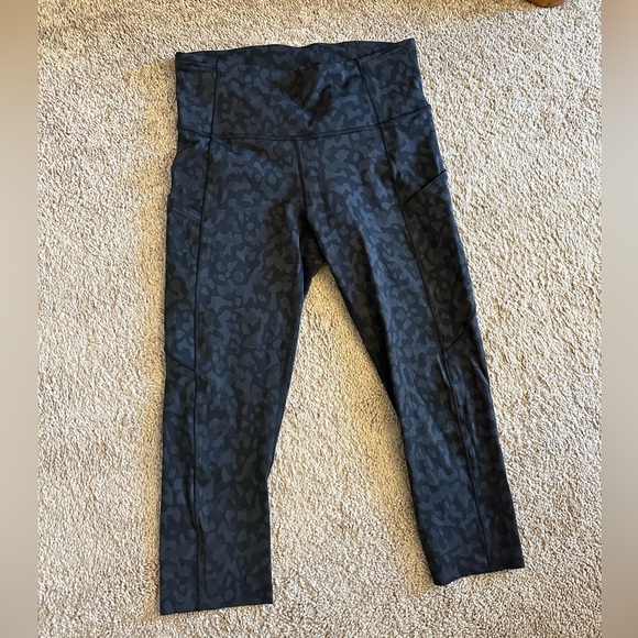 Lululemon 19” Fast and Free leggings - Picture 2 of 6